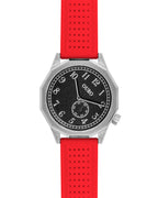 Driver’s watch OURO RW-001 boîtier dodécagonal (à 12 cotés) en acier avec cadran noir grainé décalé à 45° et bracelet en silicone rouge perforé.