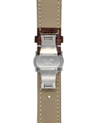 Vue intérieure de la boucle déployante en acier brossé montée sur le bracelet Grand Tourisme.
